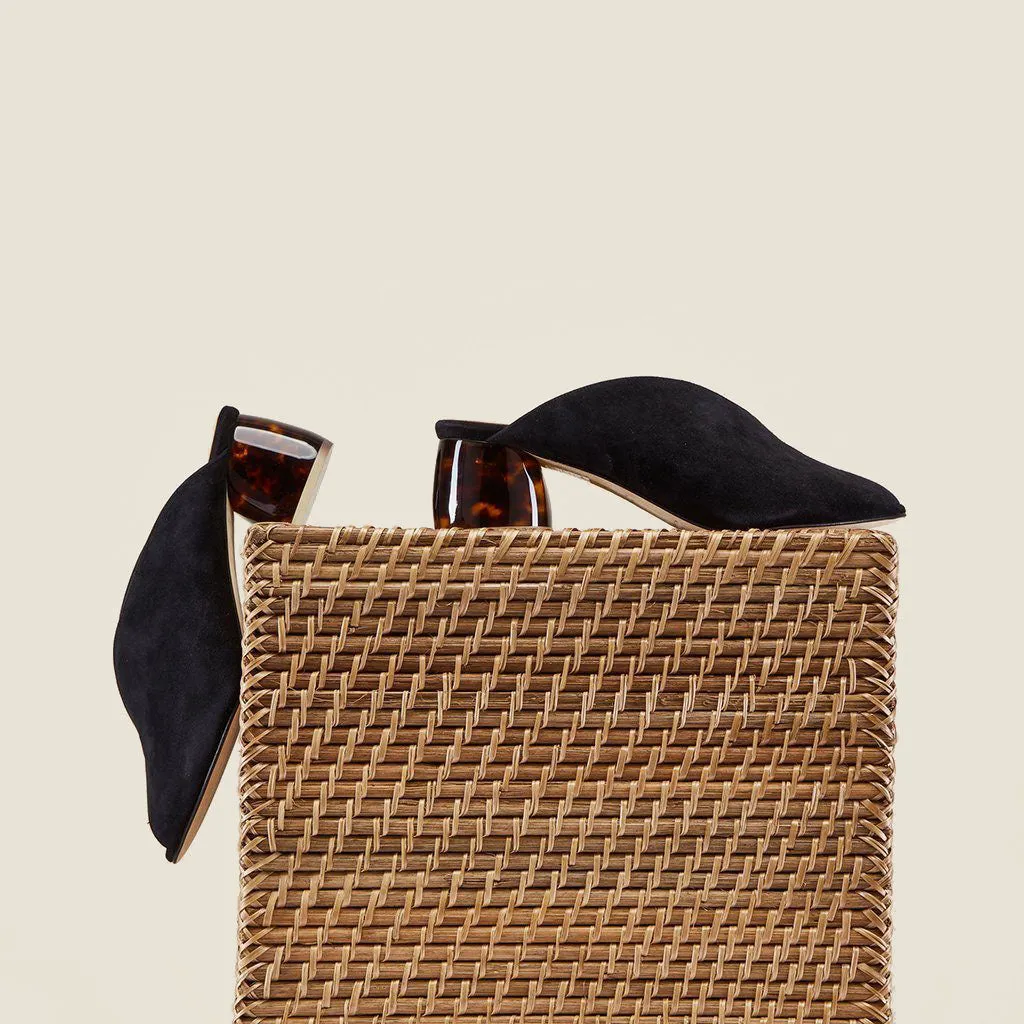 Ayr Mule, Black
