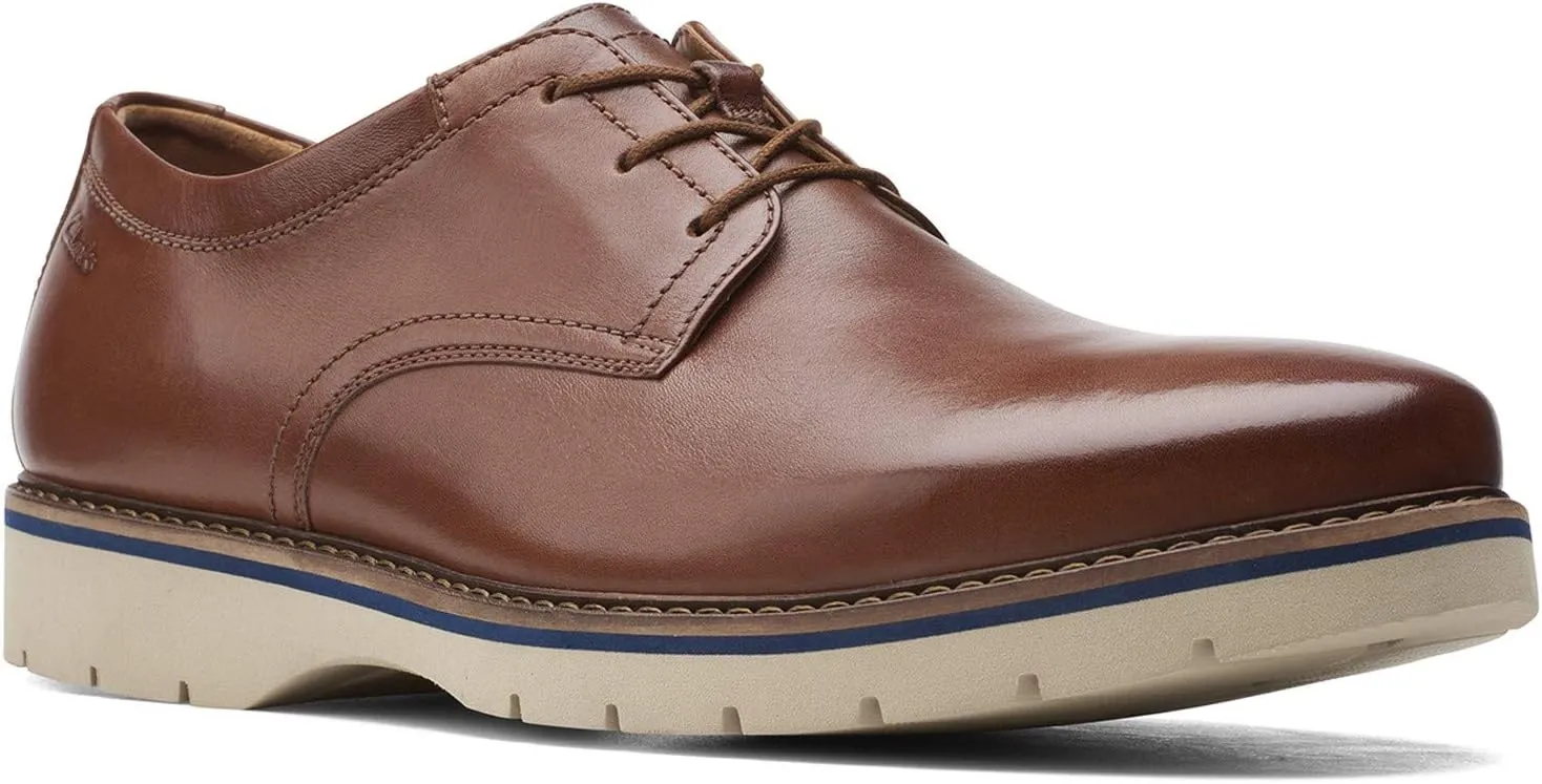 Clarks Men's Bayhill Plain Oxford Flat
