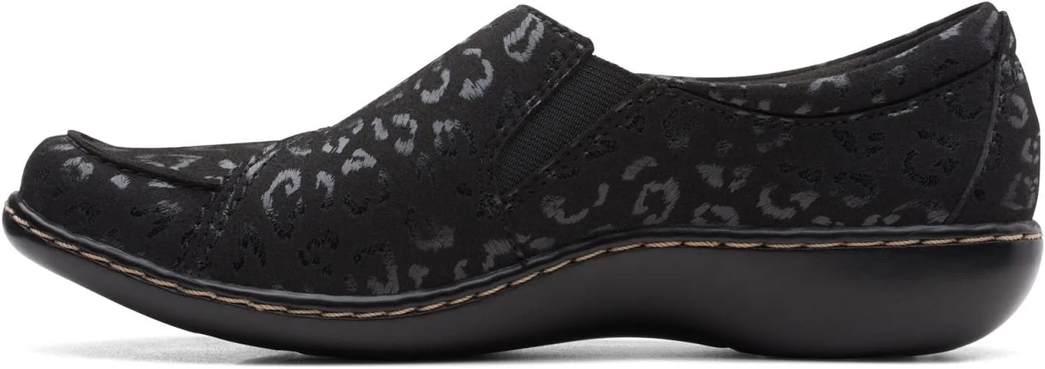 Clarks Women's Ashland Lane Q Slip-On Loafer