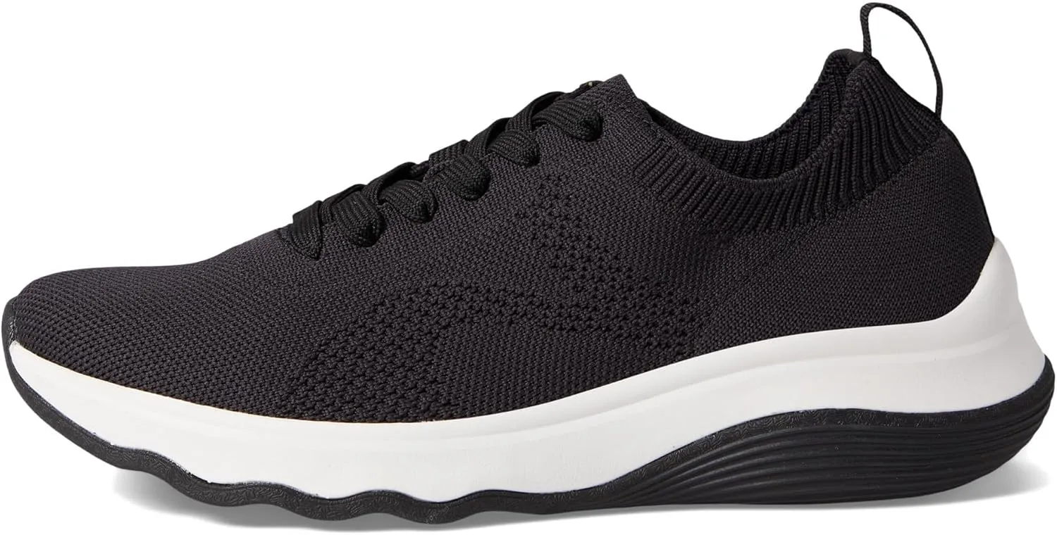 Clarks Women's Circuit Tie Oxford