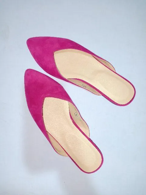 Fast response time International returns Mules Pointed Bright