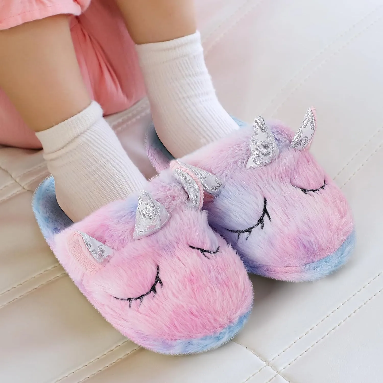KAKU NANU Kids Slippers Fluffy Warm Rainbow Shoes Memory Foam Home Slides for Girls Boys