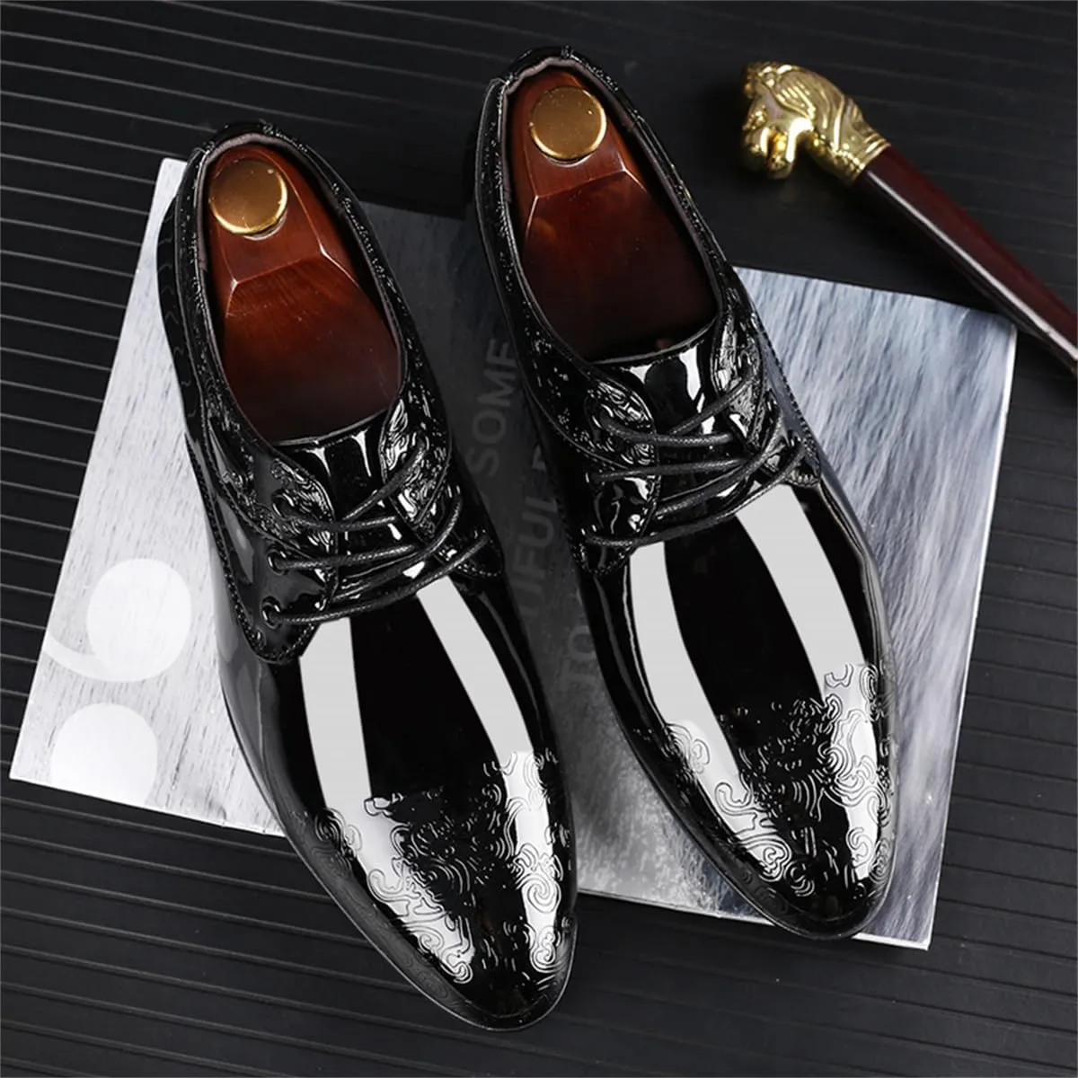 Men's Fashion High Gloss Patent Leather Oxford Formal Business Casual Lace Up Elegant Dress Shoes