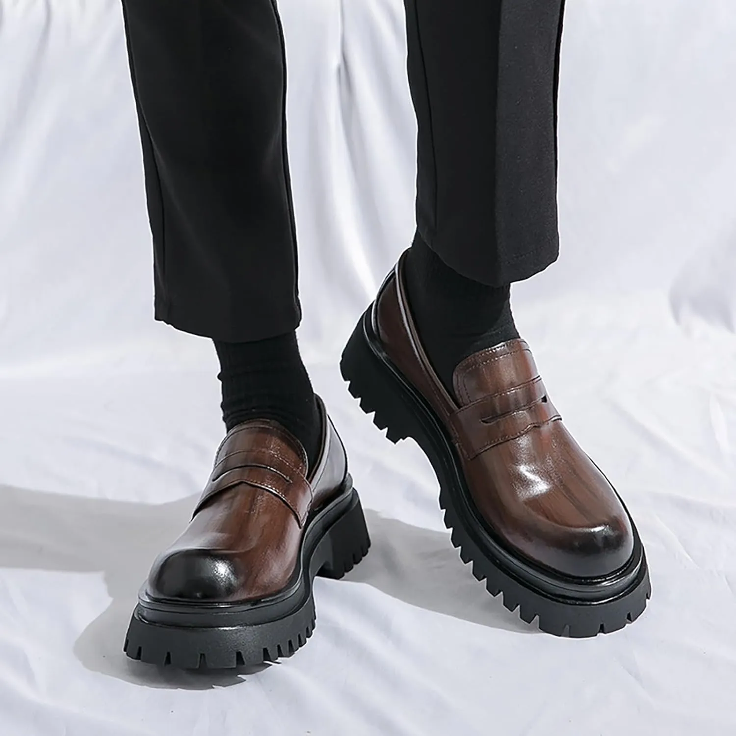 Men's Leather Platform Slip-On Loafers Round Top Chunky Heel Lug Sole Penny Dress Shoes Low Top Non-Slip Comfortable Work Business Shoes