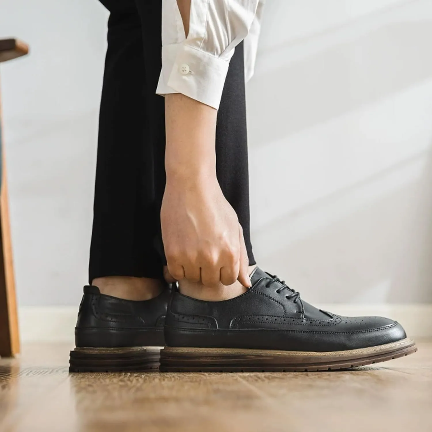 Men's Oxford Shoes Genuine Calf Leather Wingtip Oxfords Lace Up Business Formal Work Shoes Brogue Dress Shoe