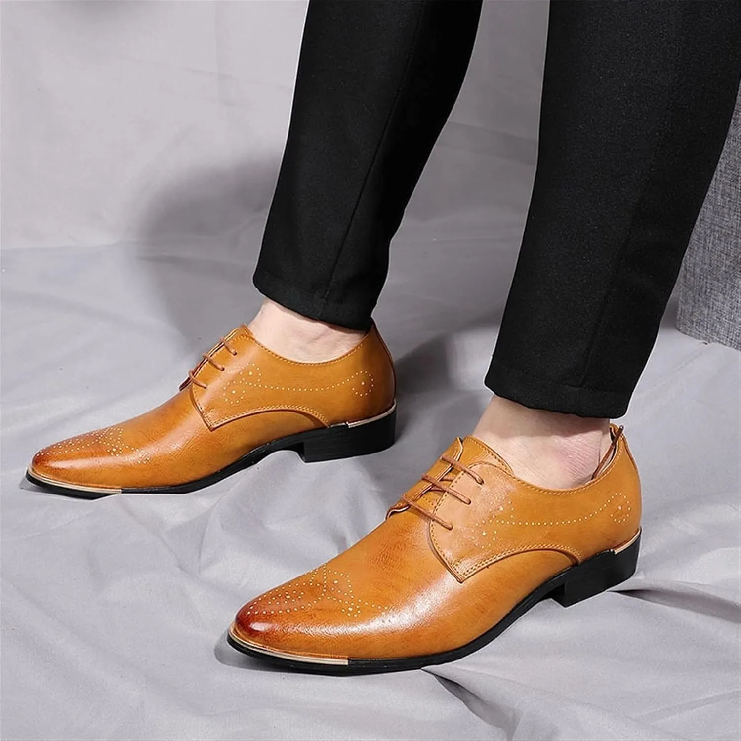 Single Season Dress Shoes for Men Lace Up Brogue Embossed Derby Shoes Vegan Leather Block Heel Non Slip Rubber Sole Wedding Very Popular Among Young People
