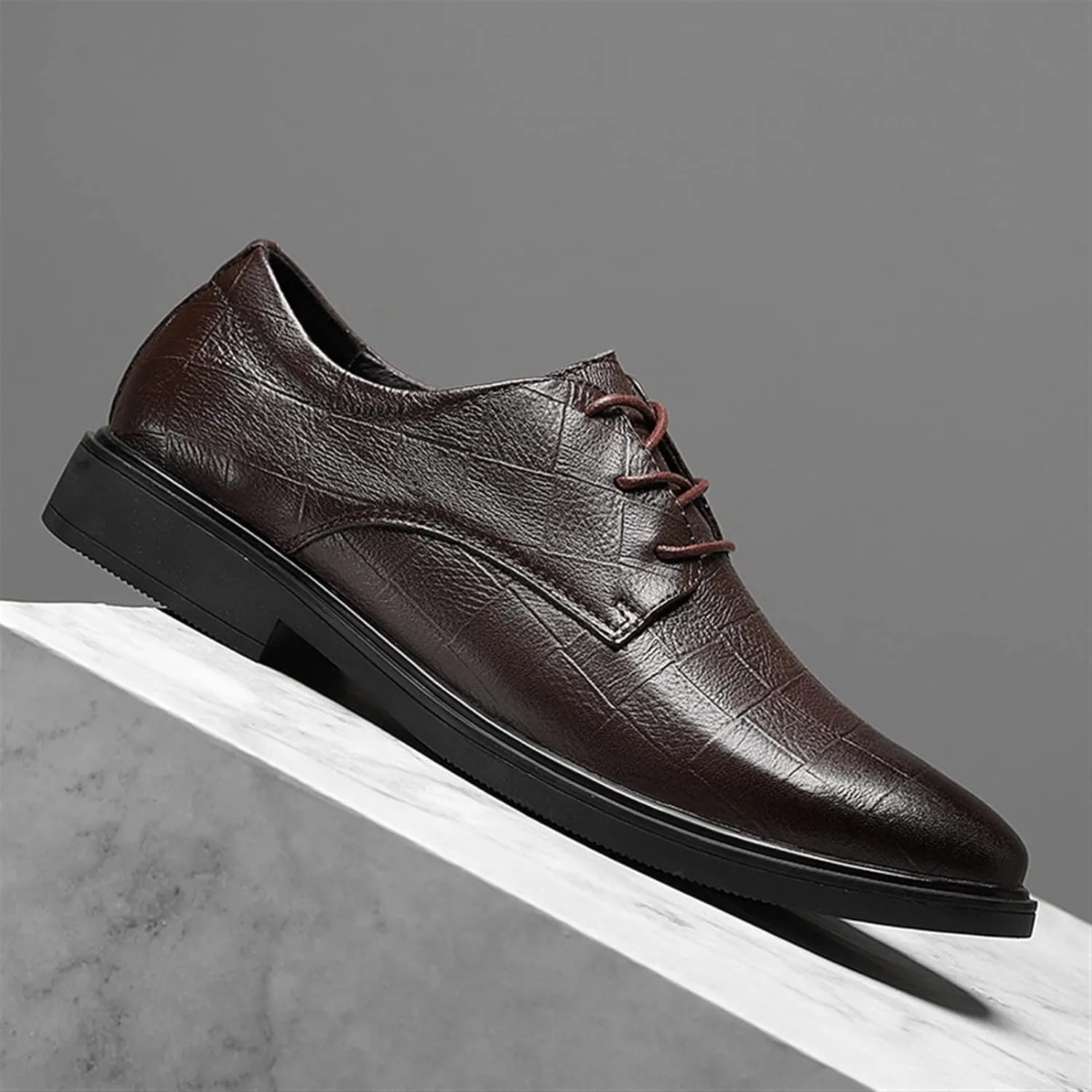 Single Season Dress Shoes for Men Lace Up Plaid Burnished Toe Derby Shoes Leather Anti-Slip Rubber Sole Non Slip Prom Very Popular Among Young People