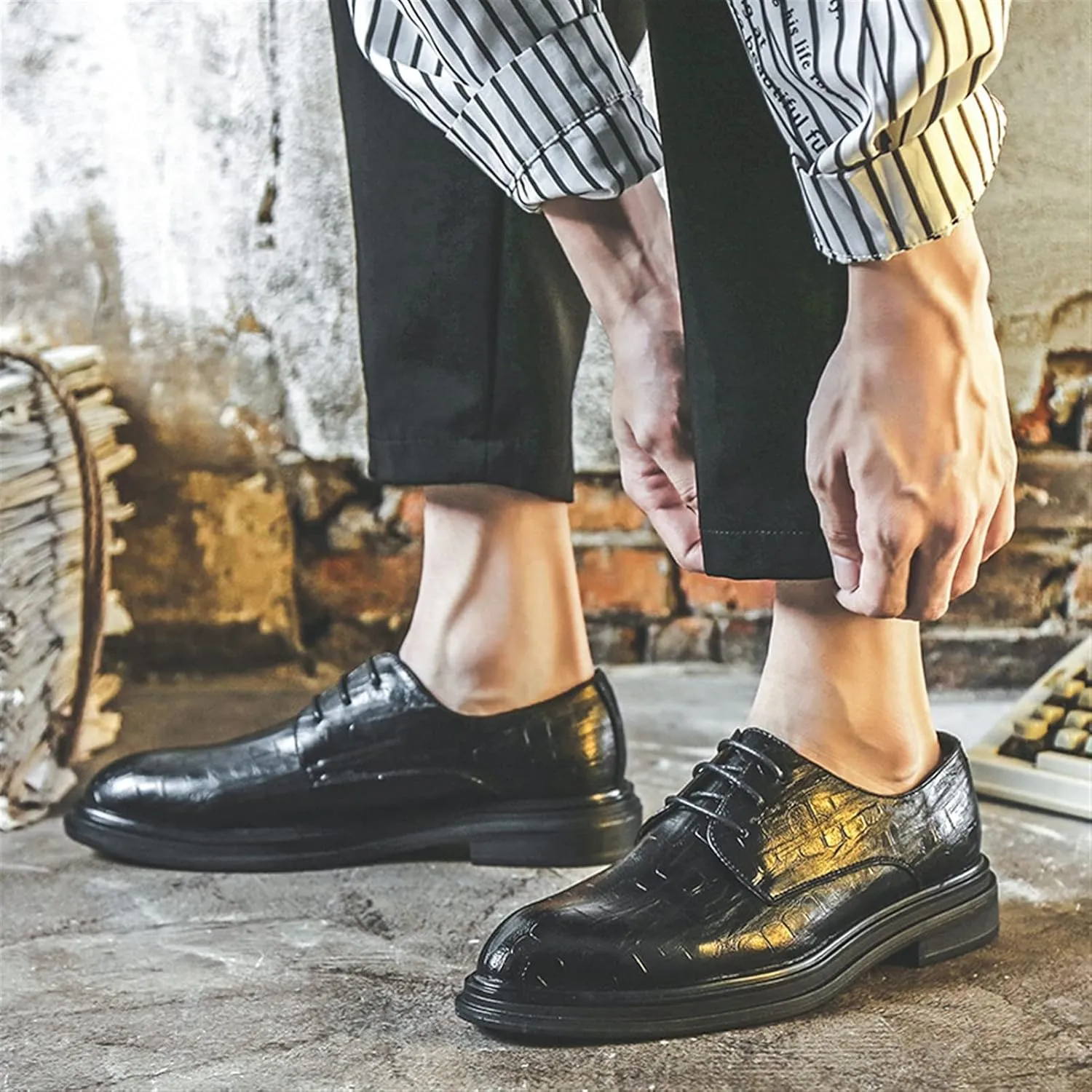 Single Season Formal Oxford Shoes for Men Lace Up Derby Shoes Plaid Round Toe PU Leather Low Top Anti-Slip Block Heel Slip Resistant Business Very Popular Among Young People