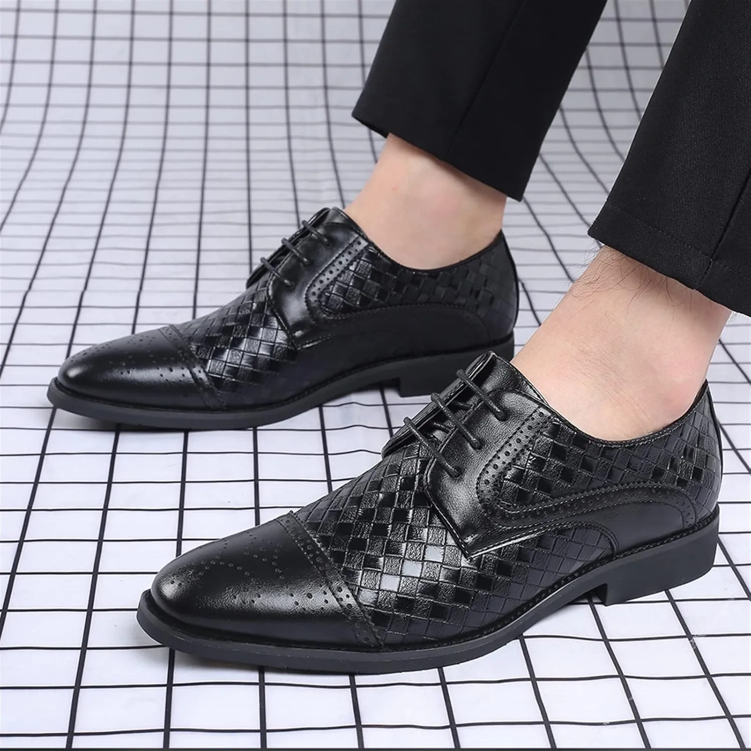 Single Season Formal Shoes for Men Lace Up Brogue Plaid Cap Toe Derby Shoes PU Leather Non Slip Rubber Sole Anti-Slip Slip Resistant Block Heel Wedding Very Popular Among Young People