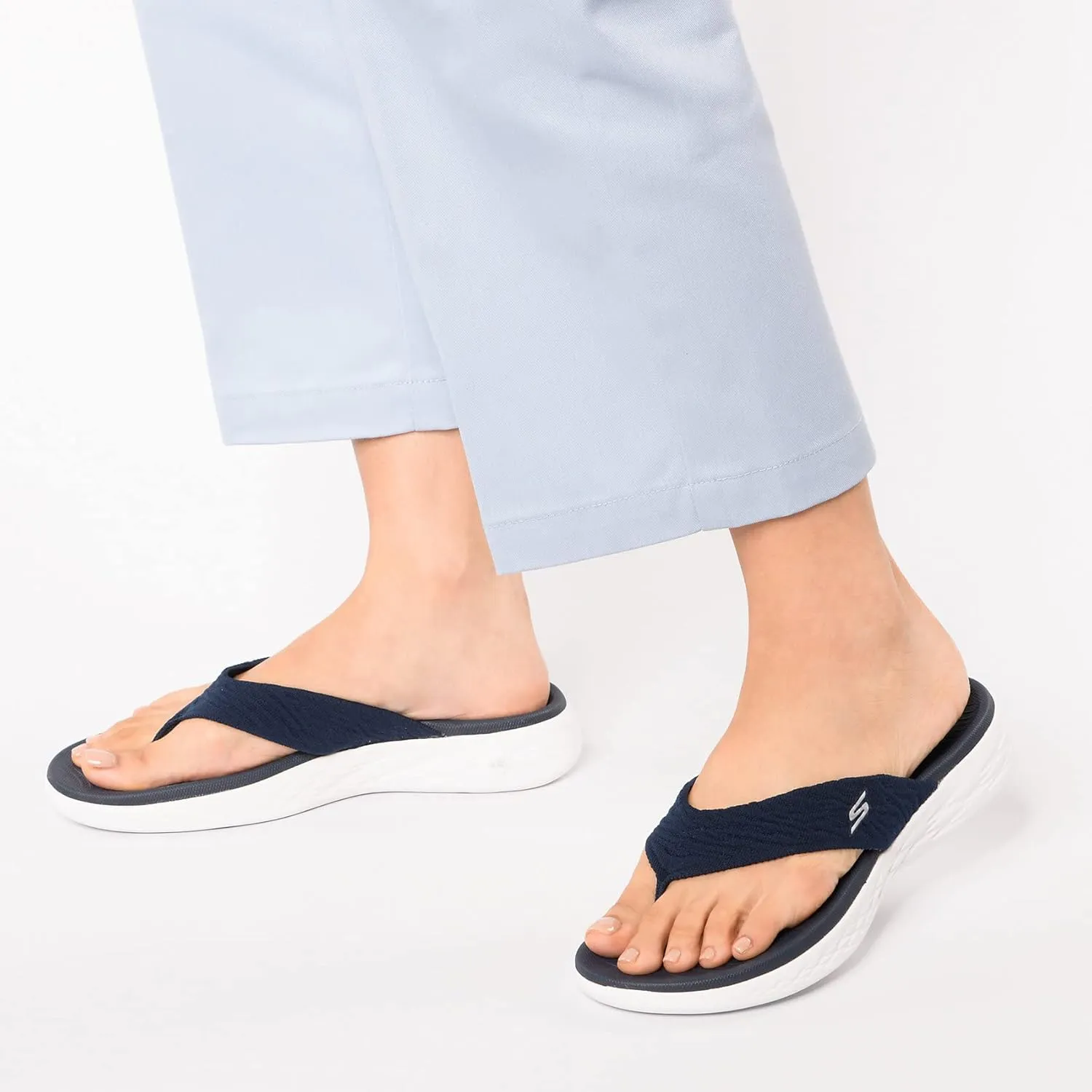 Skechers Women's On-The-go 600 Sunny Flip-Flop
