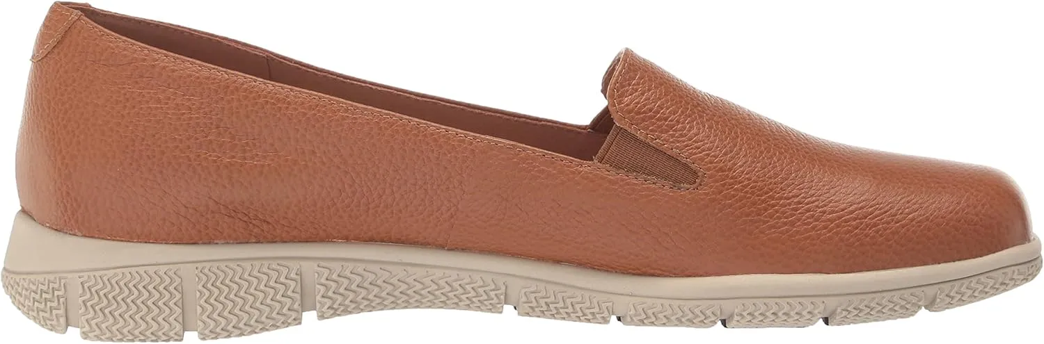 Trotters Women's Universal Loafer