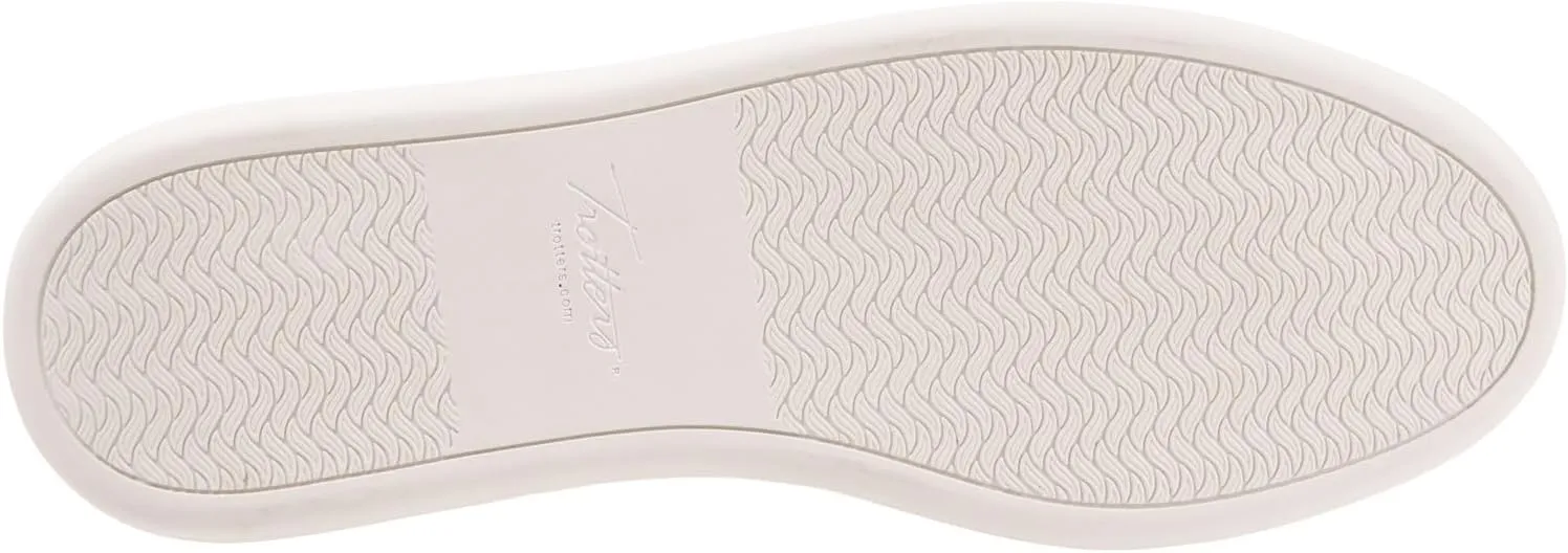 Trotters Women's Universal Loafer