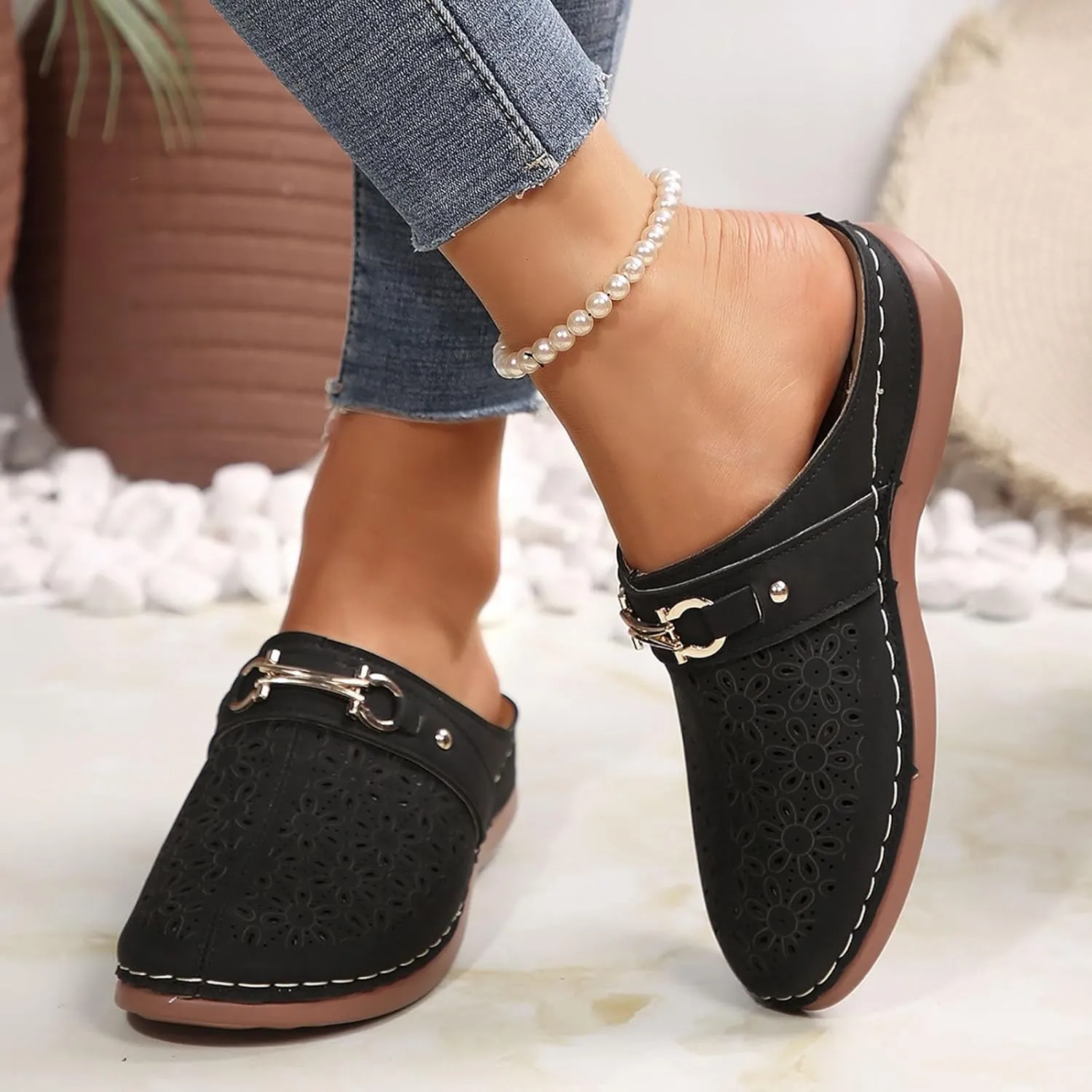 ZSpzx 2025 Wedge Sandals for Women Closed Toe Boho Cutout Caged Orthopedic Low Heels Arch Support Wide Width Slides Ladies Walking Summer Comfortable Slippers for Daily Wear Outdoor Indoor